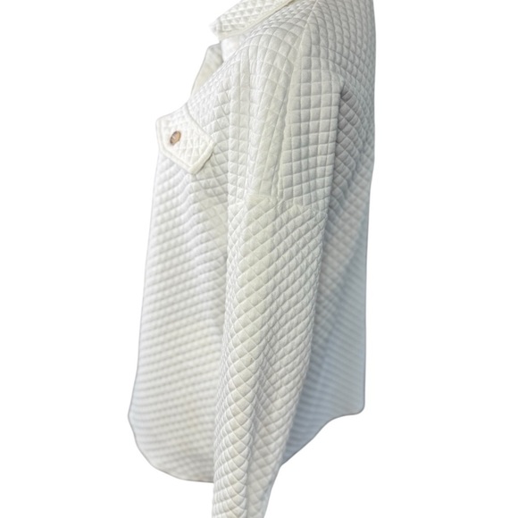 White Quilted Blazer with Relaxed Fit - Picture 4 of 7